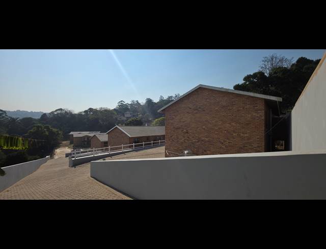 2 BEDROOM APARTMENT FOR SALE IN ESCOMBE